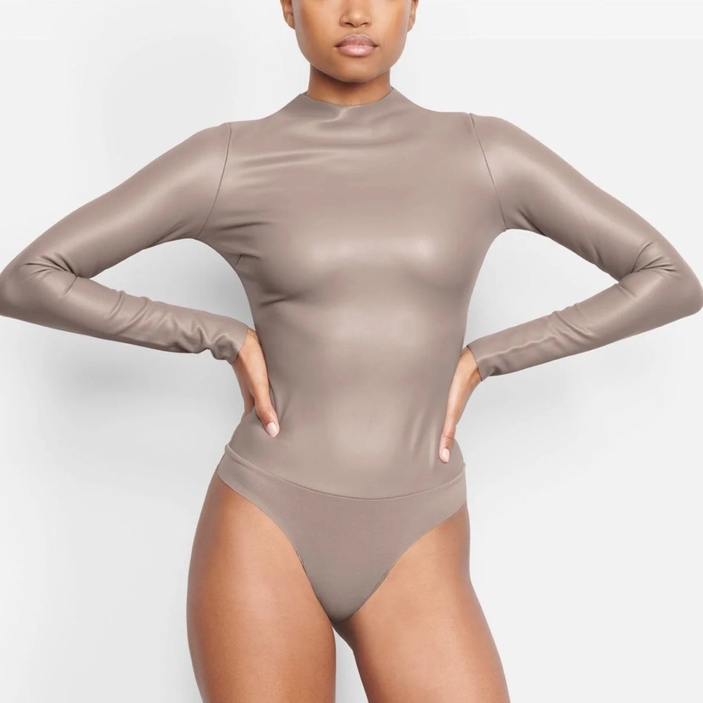 SKIMS Bodysuit 3X